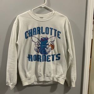 Vintage 90s Charlotte Hornets Men’s Crewneck Sweatshirt